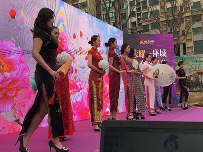 創新引領風尚 甘肅制高點廣告裝飾，打造蘭州慶典活動新標桿